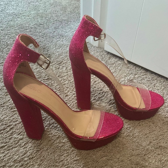 Pink Heels - Picture 2 of 4